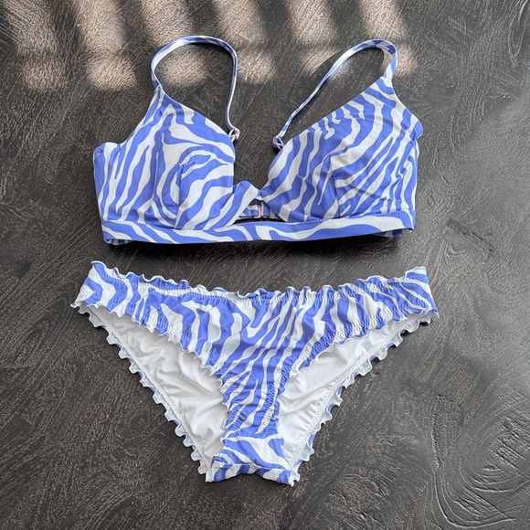 Shade & Shore Other - Shade & Shore White Ruffle Bikini Bottom